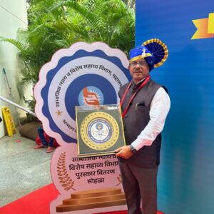 बहुजन समता प्रबोधिनी संस्था, विरार यांना सामाजिक आणि शैक्षणिक संस्थेला वरील पुरस्कार देऊन गौरविण्यात आले.